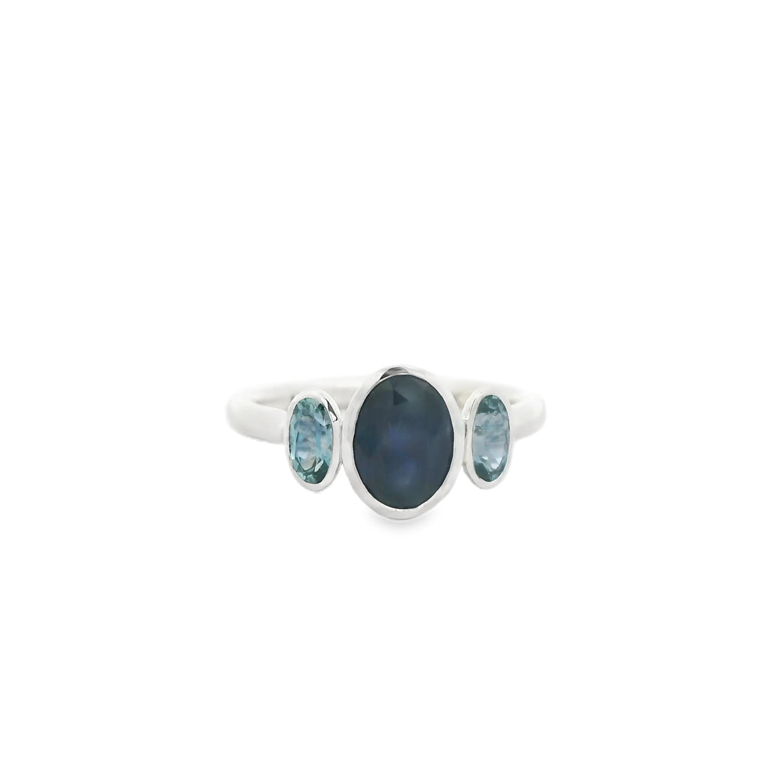 Marthaler Made 14K White Gold Three Stone Gemstone Ring set with 1 Oval Sapphire, 1.40 ct and 2 Oval Sapphires, 0.59 ctw