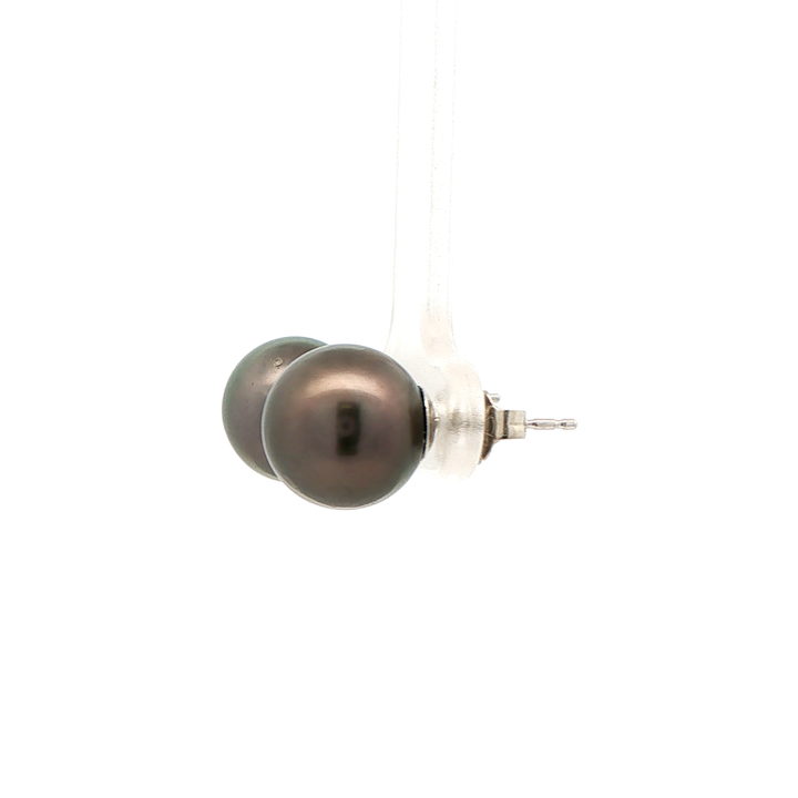 Pearl Earring