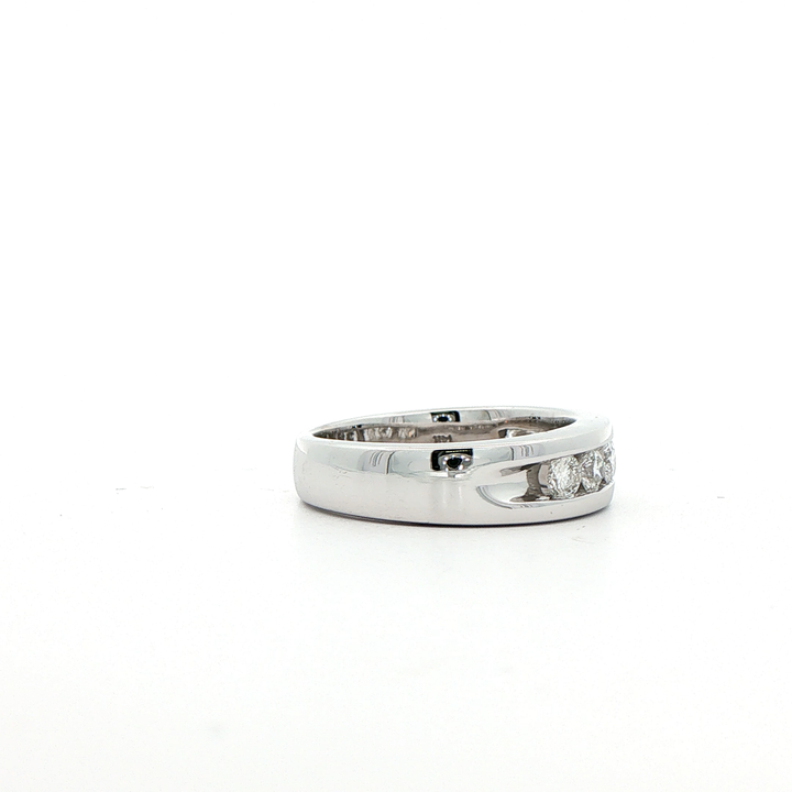Estate 14K White Gold Men's Diamond Fashion Band set with 7 Round Diamonds, 1.25 ctw