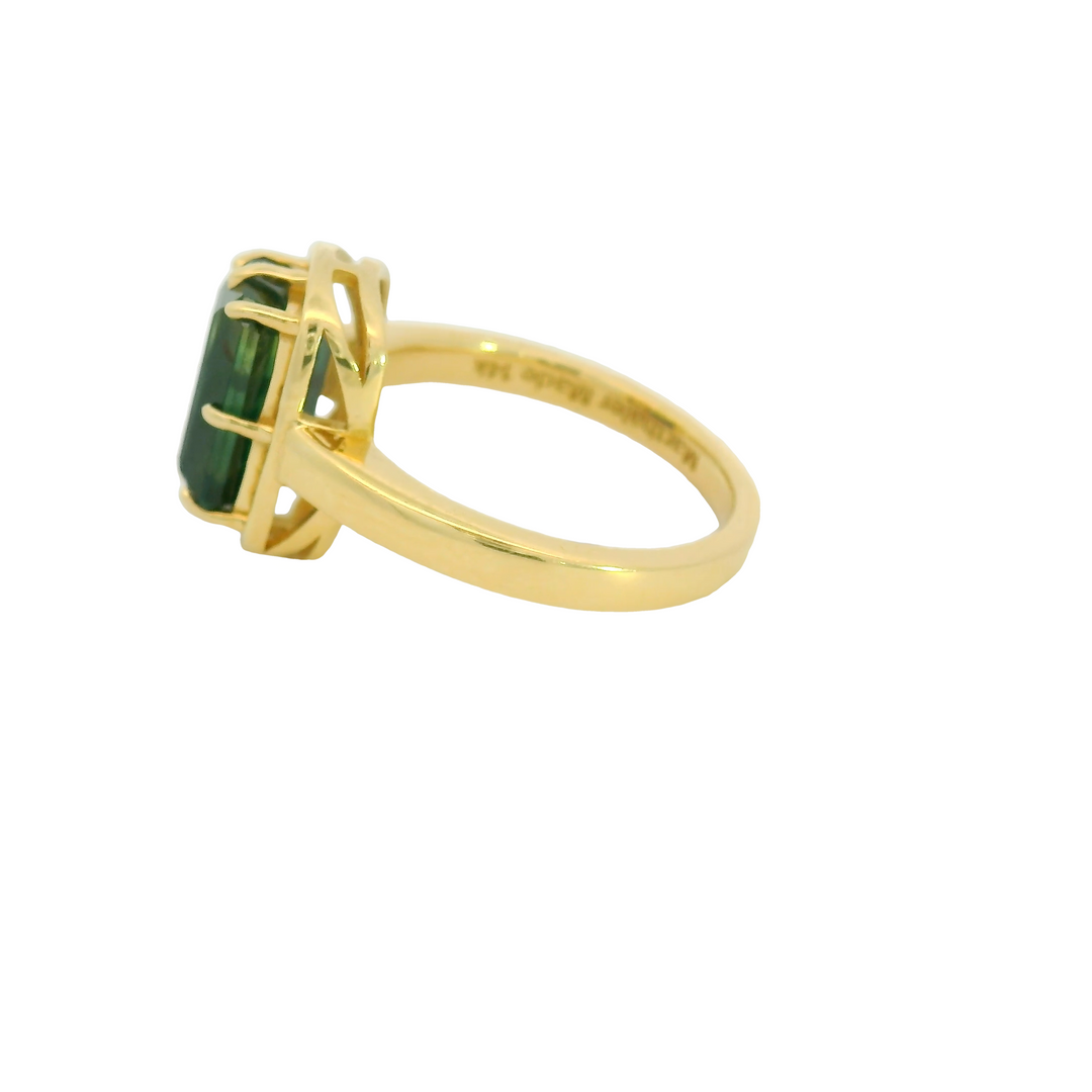 Marthaler Made 14K Yellow Gold Solitaire Gemstone Ring set with 1 Sapphire total stone weight measures 3.99 ctw.