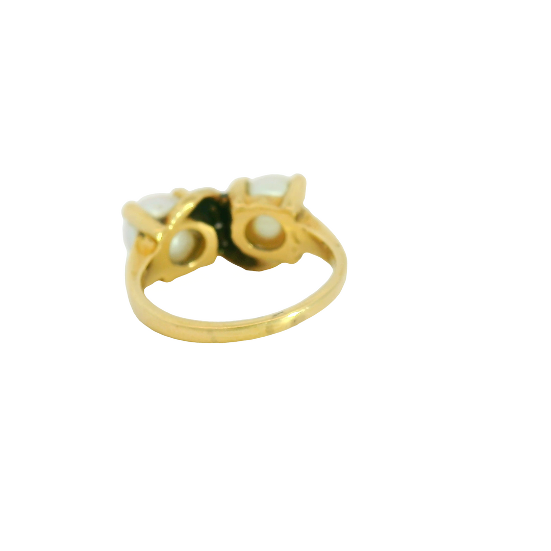 14KG Yellow Gold, Estate Cluster style Fashion Ring set with 2 Pearl gemstone(s)