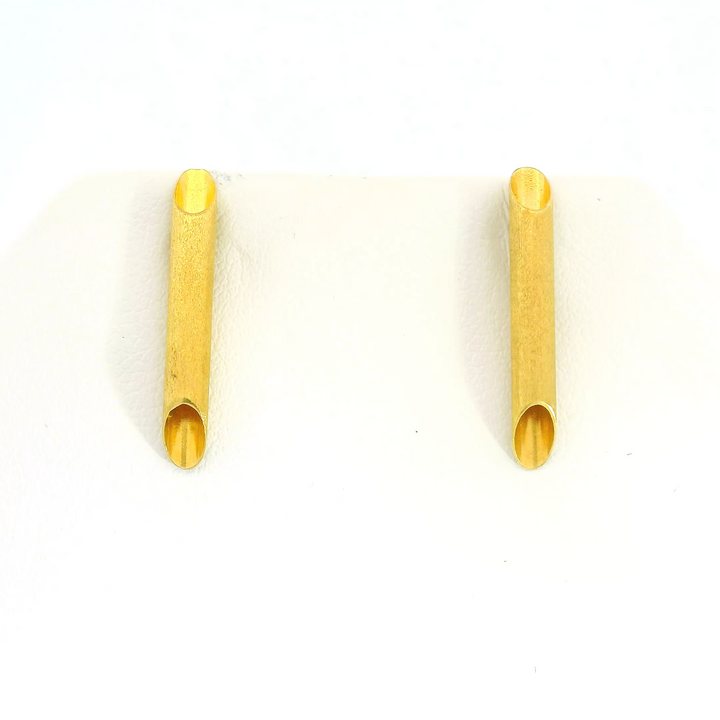 Estate 18KG Yellow Gold Satin Stud Earrings