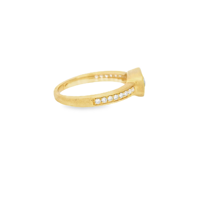 18K Yellow Gold Accented Gemstone Ring set with 1 Sapphire 0.82 ctw, and 16 Round G/H SI Diamonds, 0.14 ctw. total stone weight measures 0.96 ctw.