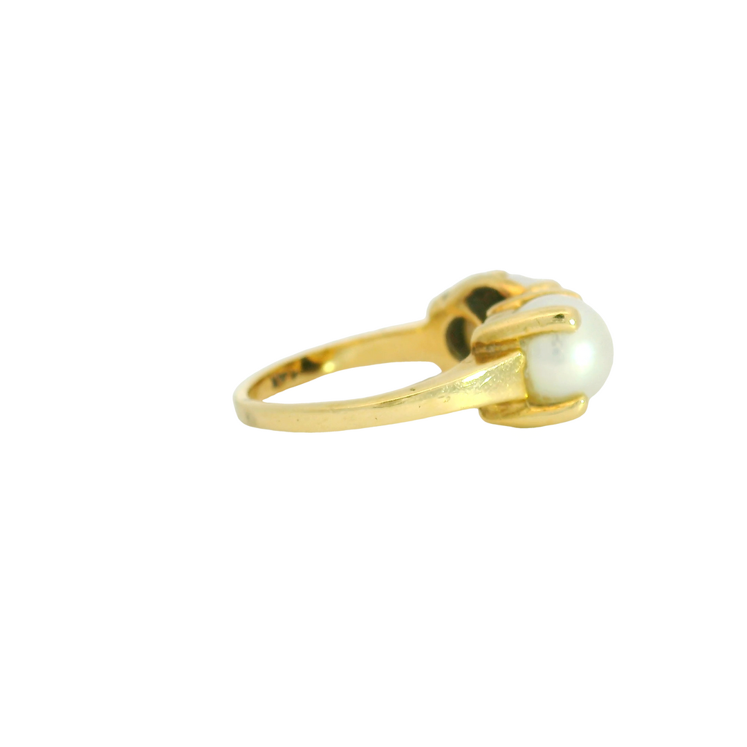 14KG Yellow Gold, Estate Cluster style Fashion Ring set with 2 Pearl gemstone(s)