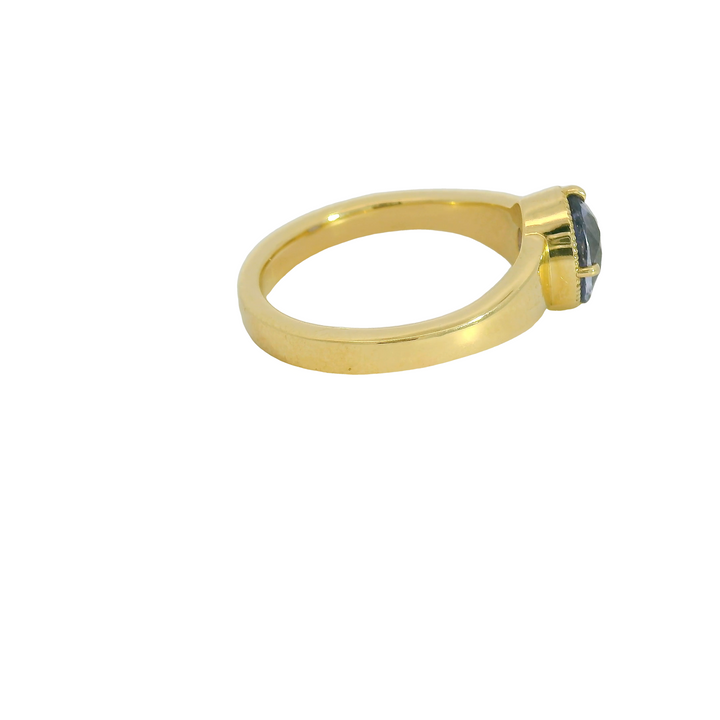 Marthaler Made 14K Yellow Gold Solitaire Gemstone Ring set with 1 Sapphire total stone weight measures 2.13 ctw.