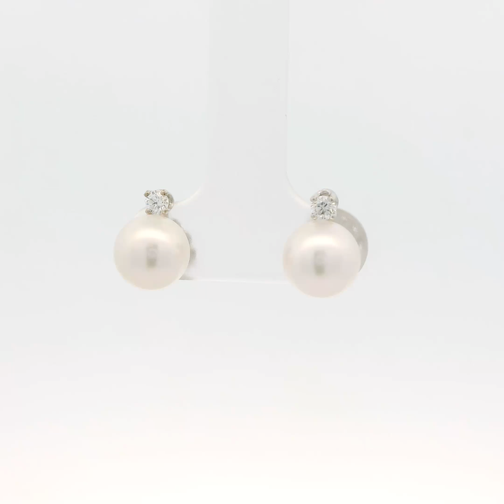 14K White Gold Stud Earrings set with 2 Round 7.5 mm to 8 mm Akoya  Pearls with Two  0.10 ctw.Diamonds