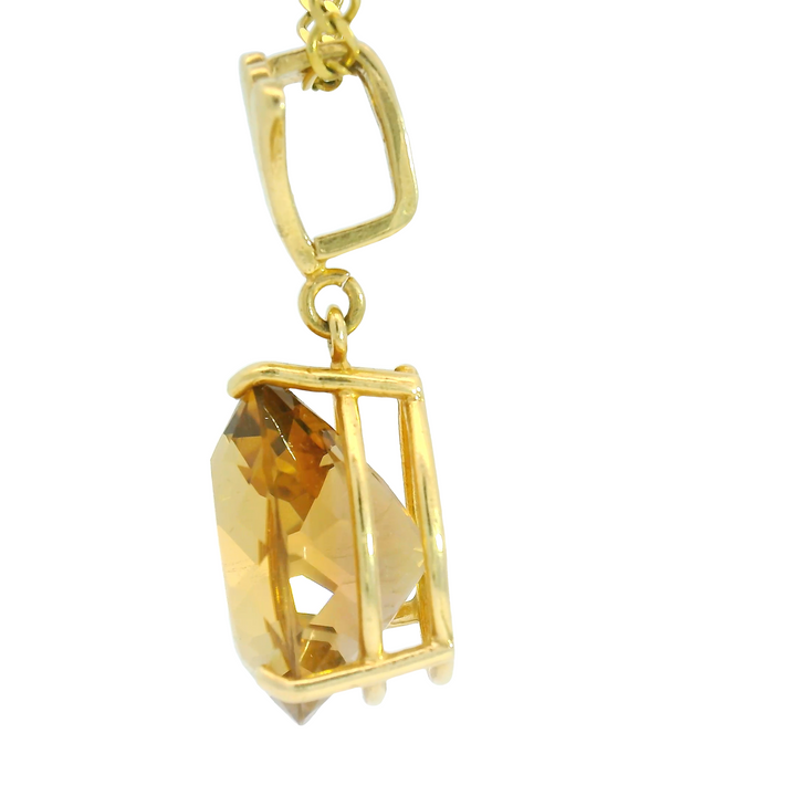 14KG Yellow Gold Estate Citrine Drop Gemstone Pendant on a chain