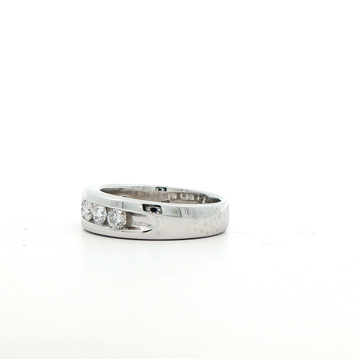 Estate 14K White Gold Men's Diamond Fashion Band set with 7 Round Diamonds, 1.25 ctw