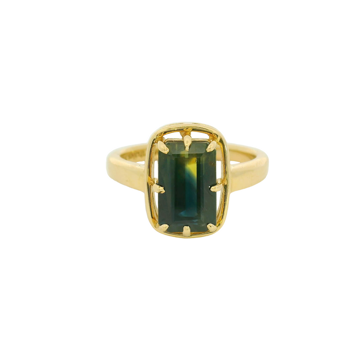 Marthaler Made 14K Yellow Gold Solitaire Gemstone Ring set with 1 Sapphire total stone weight measures 3.99 ctw.