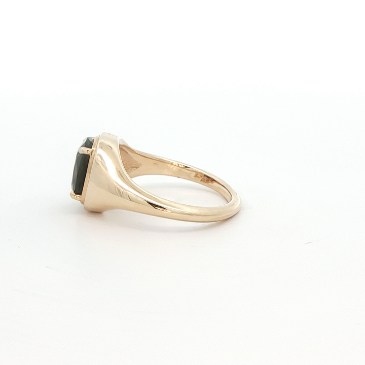 Marthaler Made 14K Yellow Gold Solitaire Ring with 1 Cushion Grey Spinel, 2.08 ct