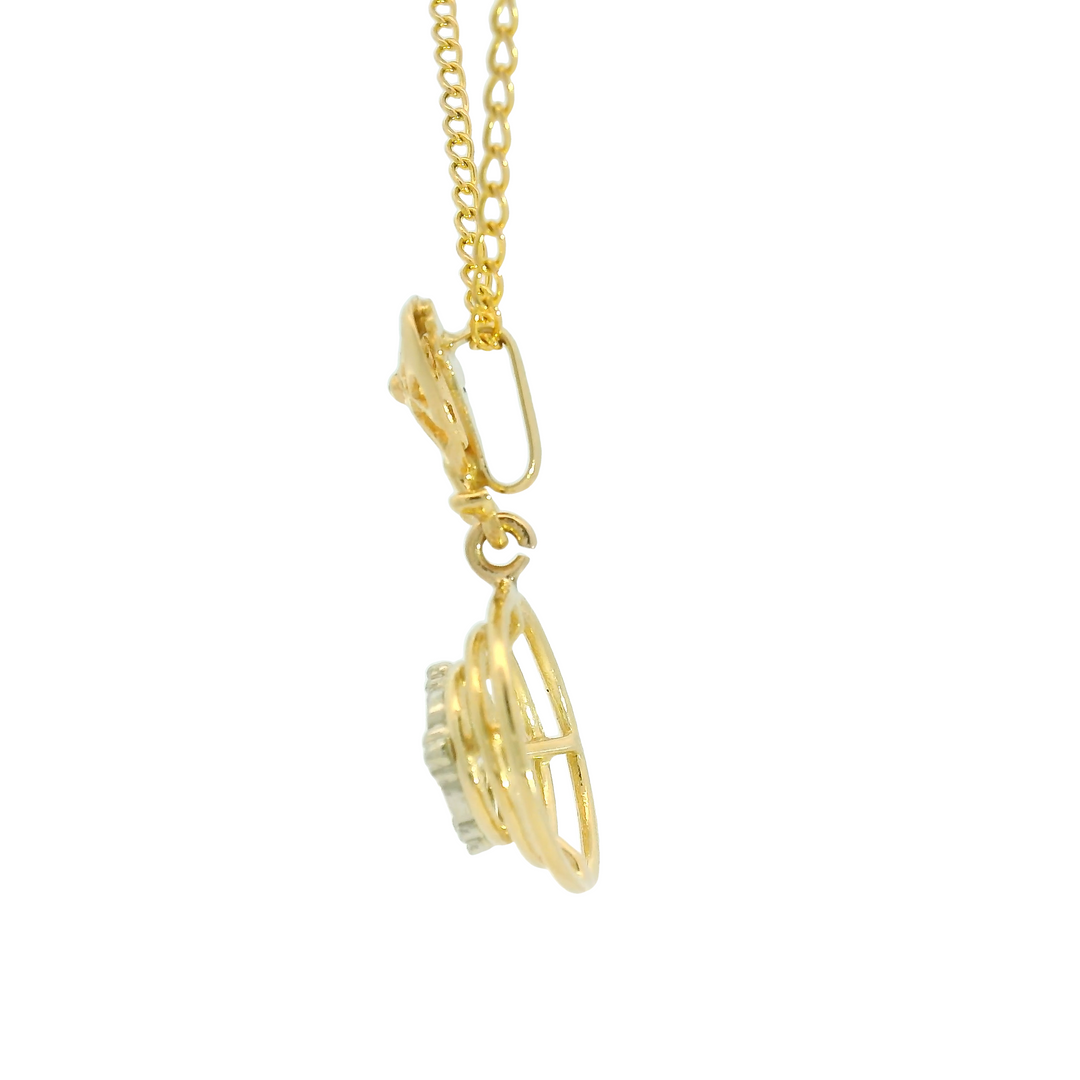 14KG Yellow Gold Estate Solitaire Diamond Pendant on a chain