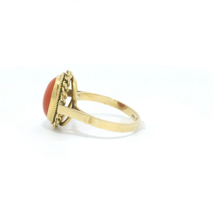 18K Yellow Gold Estate Ring