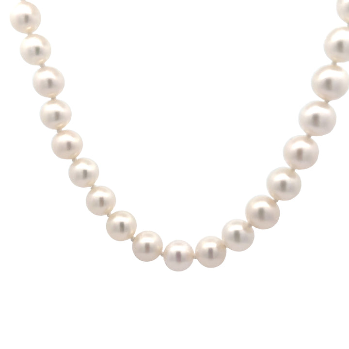 17.5 inch Estate Round 4 to 4mm Single strand Freshwater Pearl Necklace with 14KG White clasp