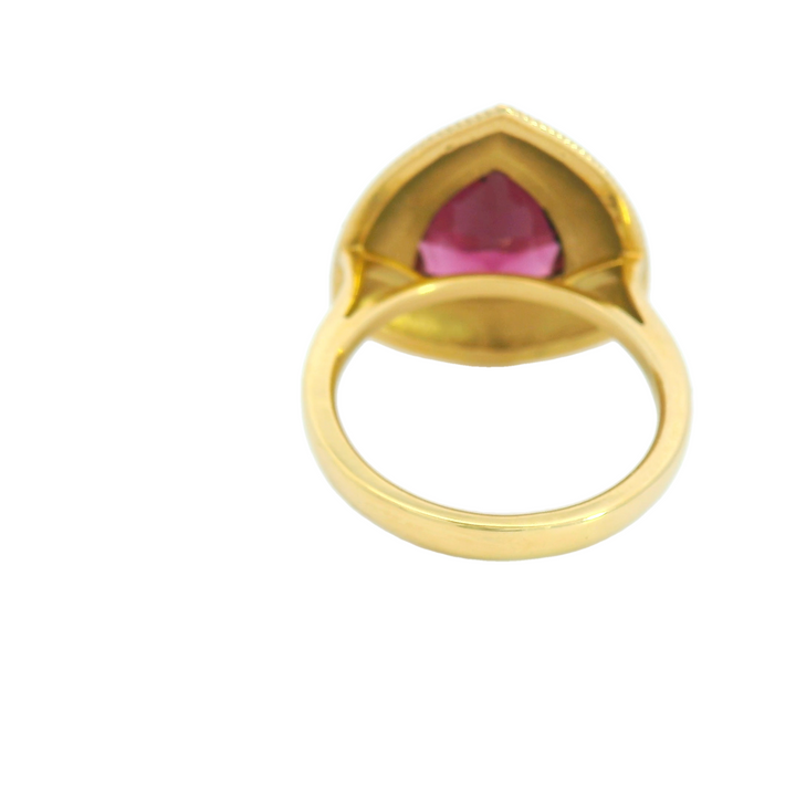 Marthaler Made 14K Yellow Gold Solitaire Gemstone Ring set with 1 Rhodolite Garnet total stone weight measures 4.04 ctw.