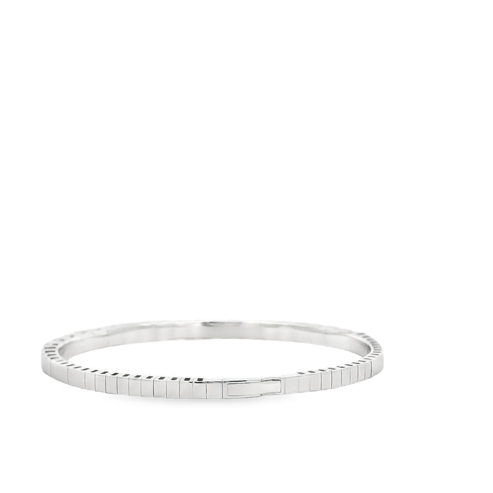 14K White Gold Flexible Bangle set with 20 Round Diamonds, 5.01 ctw