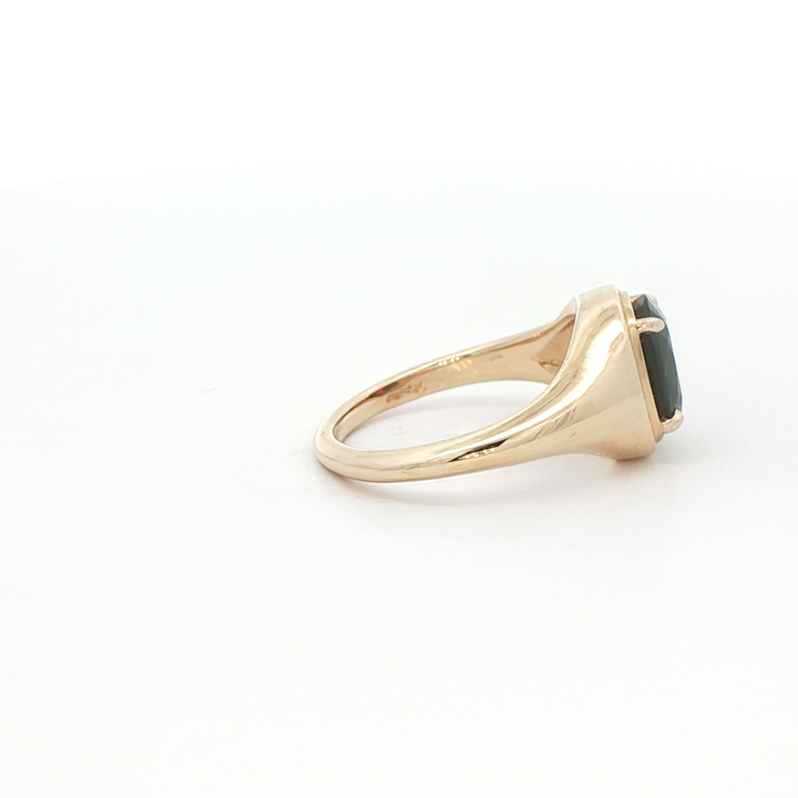 Marthaler Made 14K Yellow Gold Solitaire Ring with 1 Cushion Grey Spinel, 2.08 ct