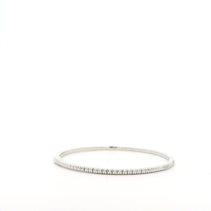14K White Gold Flexible Bangle set with 15 Round Diamonds, 0.45 ctw