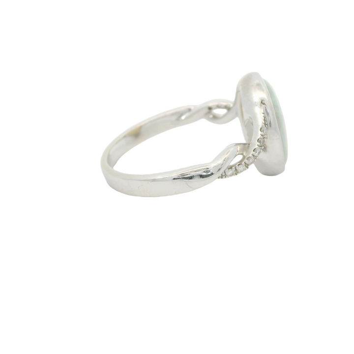 Estate 14K White Gold Accented Ring with 1 Cabochon Opal, 2.96 ct and 12 Round Diamonds, 0.06 ctw