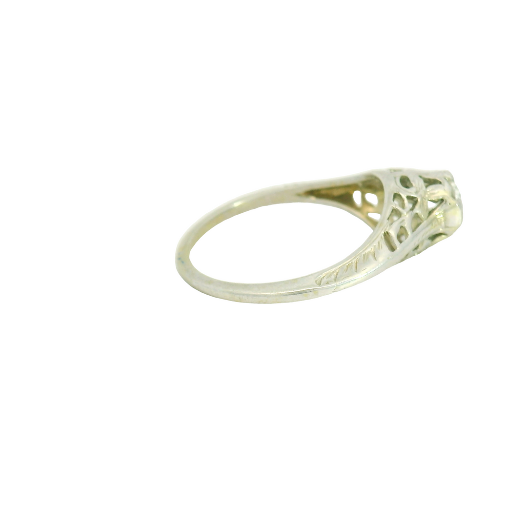 Estate 18K White Gold Vintage Engagement Ring set with 1 0.50 ct Old European Cut Diamond, H SI2