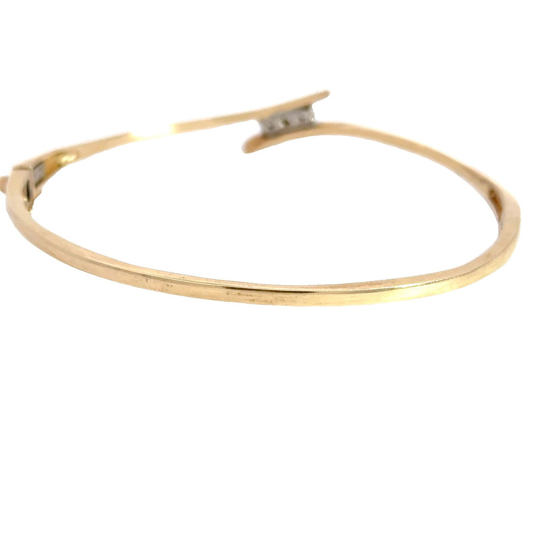 Estate 10KG Yellow Gold Diamond Bangle Bracelet