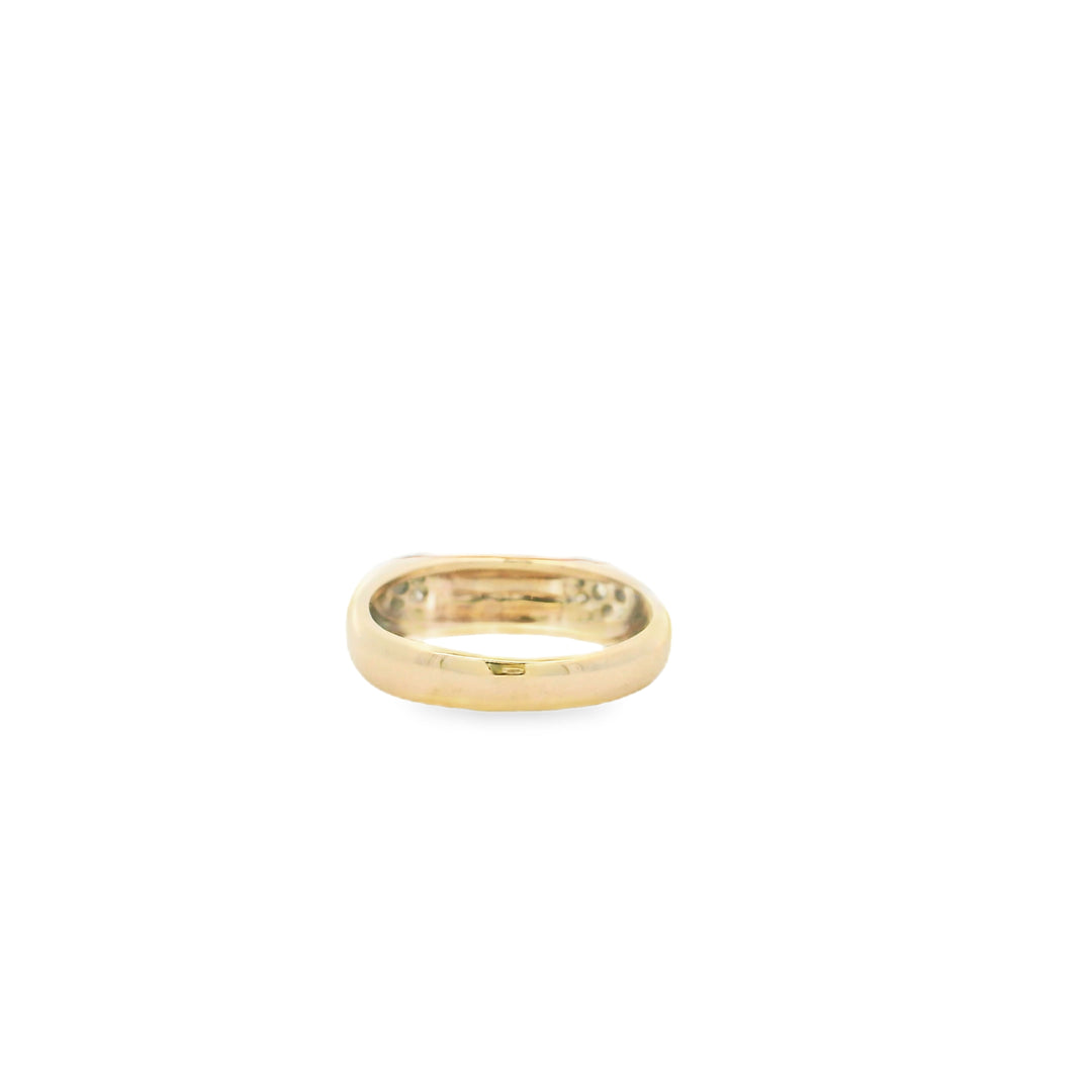 Estate 14K Two Tone Pavé Diamond Fashion Ring set with 16 Round Diamonds, 0.20 ctw