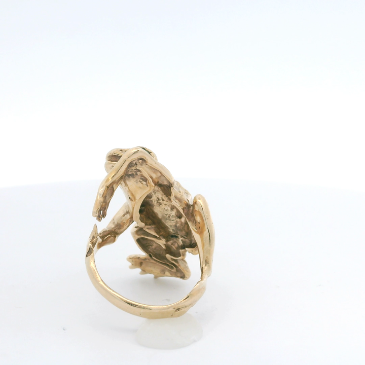 Estate 14K Yellow Gold Frog Ring with 2 Round Emerald Eyes, 0.16 ctw