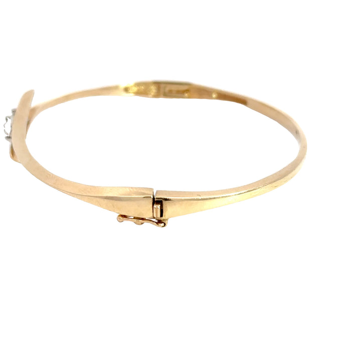 Estate 10KG Yellow Gold Diamond Bangle Bracelet