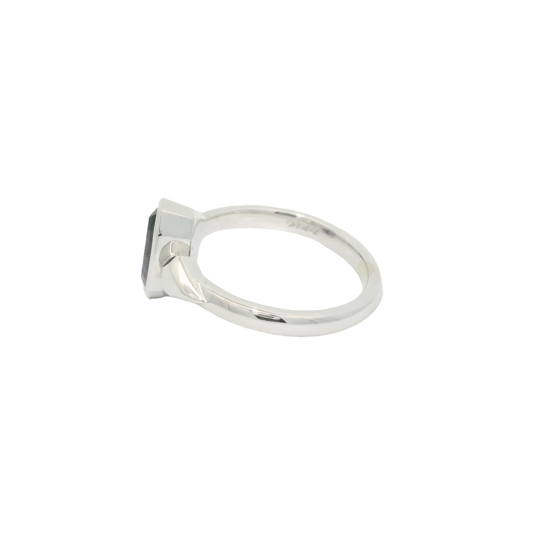 Marthaler Made 14K White Gold Solitaire Bezel Ring with 1 Elongated Spinel, 0.96 ct