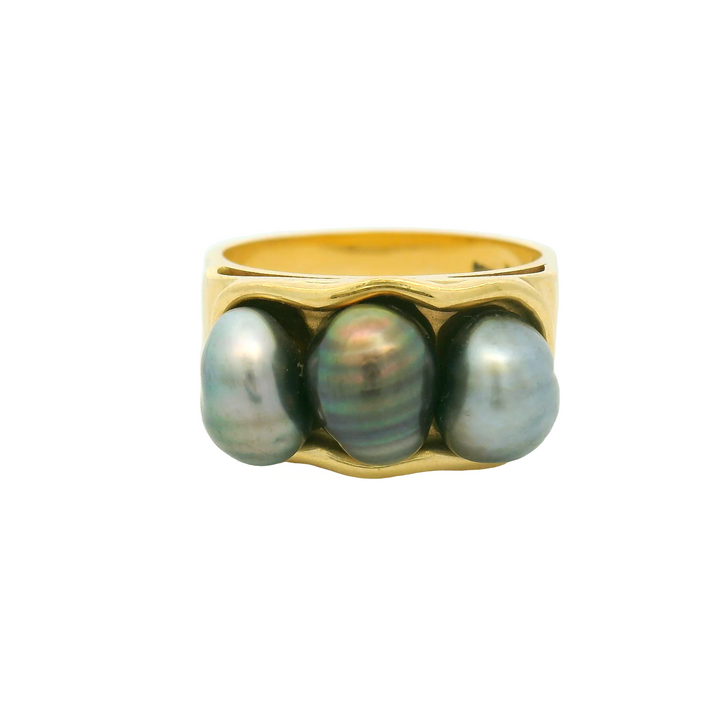 14KG Yellow Gold, Estate Band Fashion Ring set with 3 Tahitian Pearl gemstone(s)