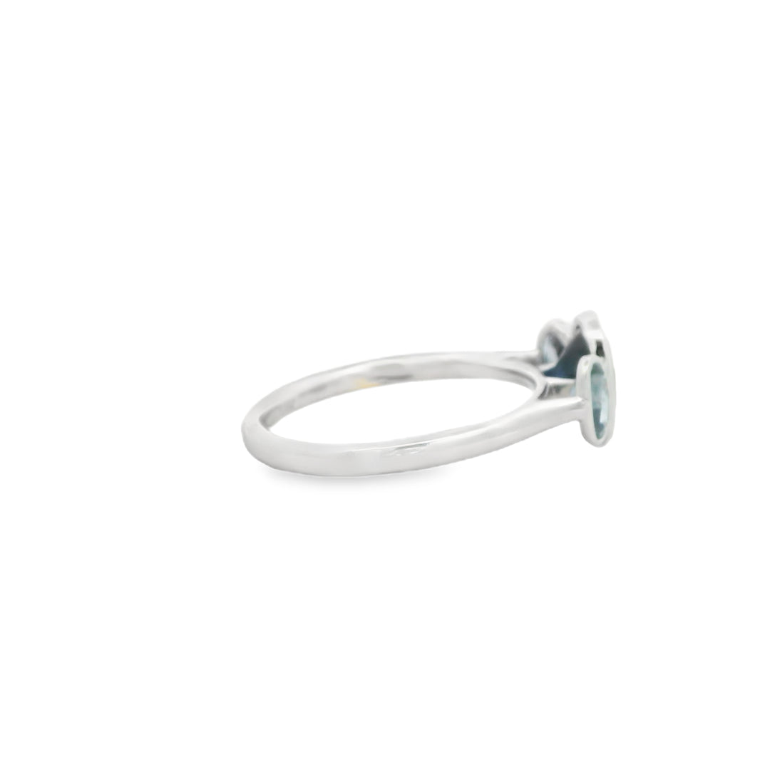 Marthaler Made 14K White Gold Three Stone Gemstone Ring set with 1 Oval Sapphire, 1.40 ct and 2 Oval Sapphires, 0.59 ctw